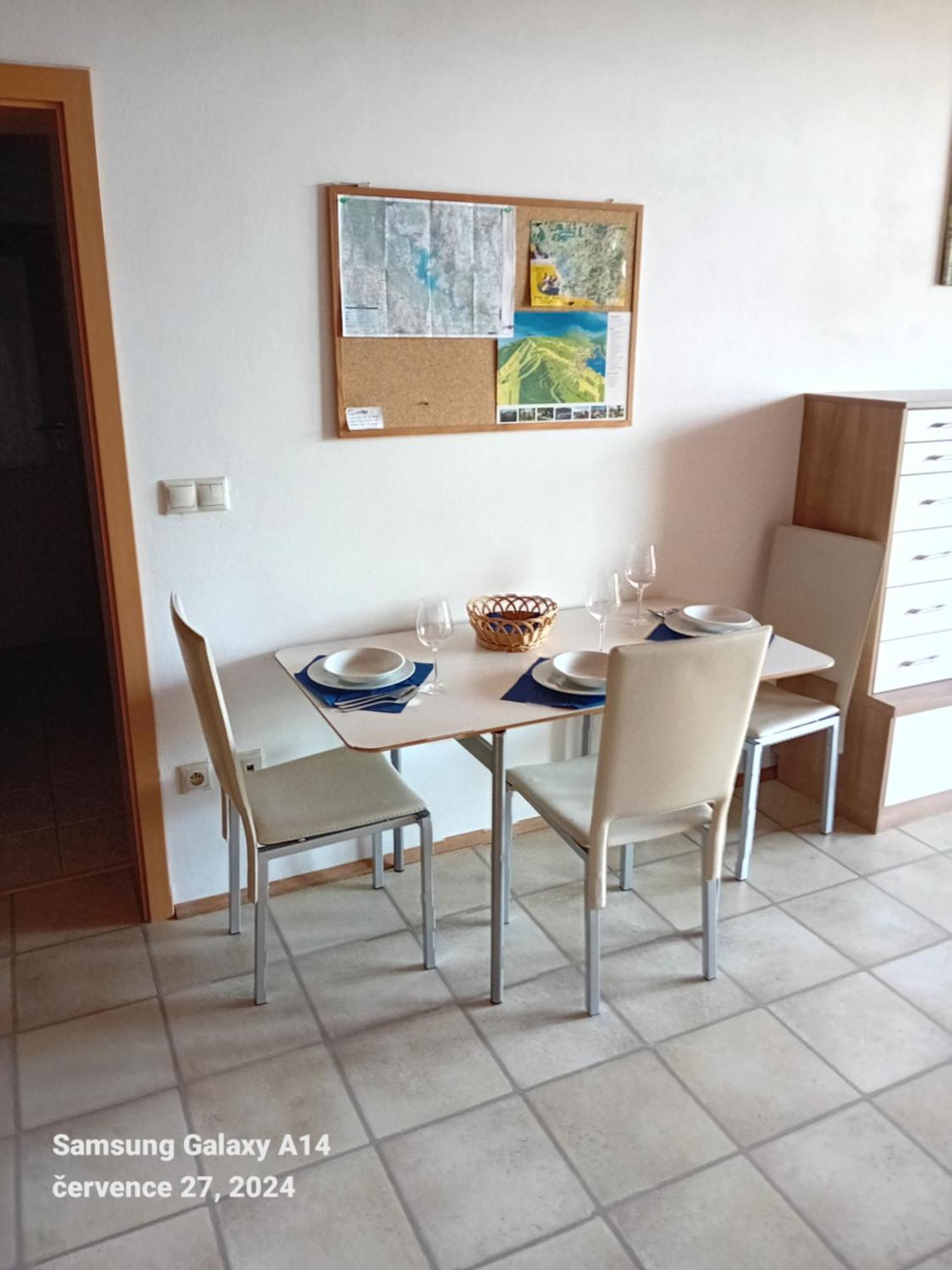Apartman Lipno A12 Lipno nad Vltavou Dış mekan fotoğraf